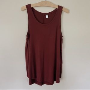 Old Navy | maroon luxe scoop hem tank